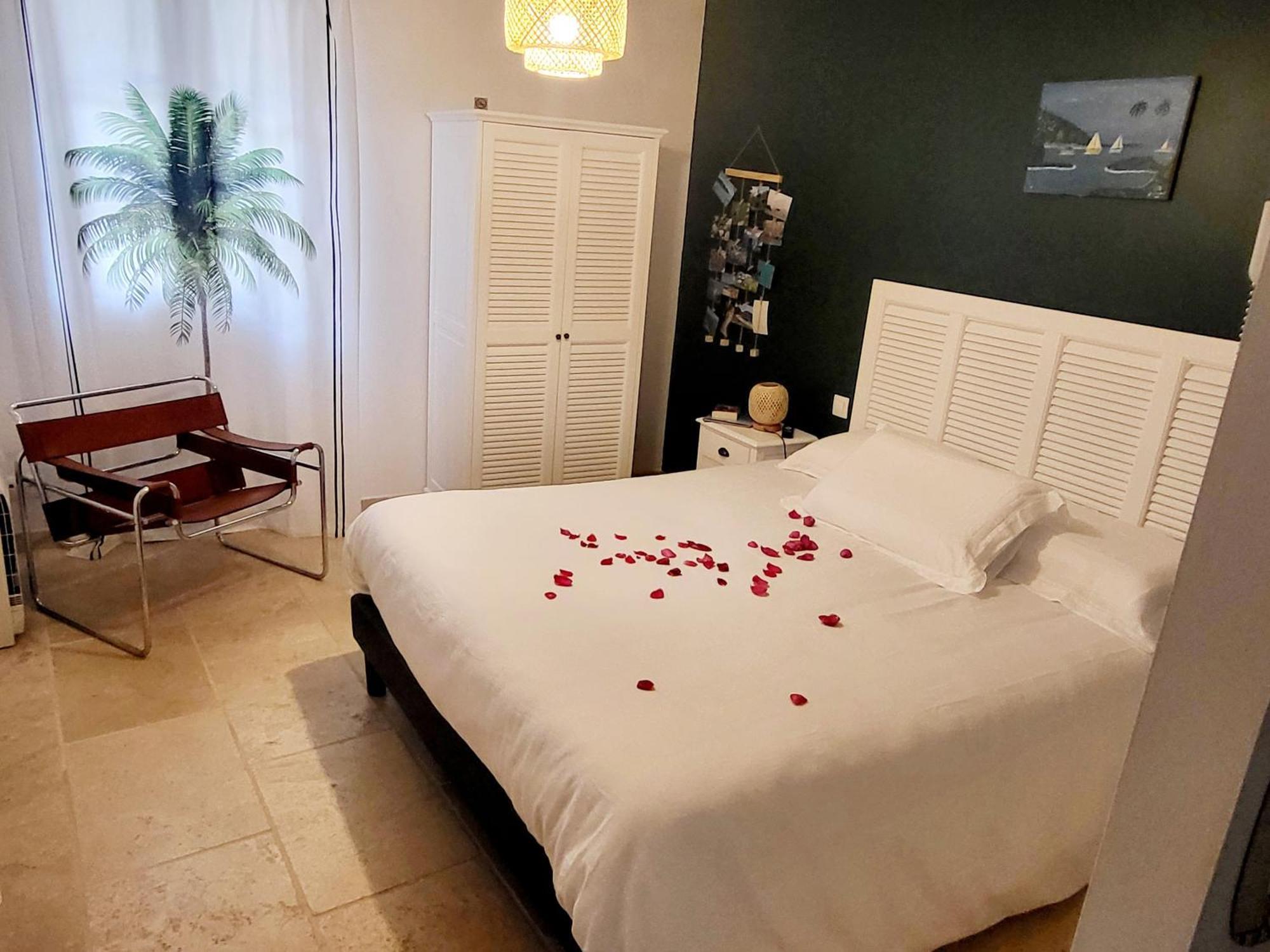 Bed and Breakfast La Rose Du Vent Saint-Pons-de-Mauchiens Zewnętrze zdjęcie
